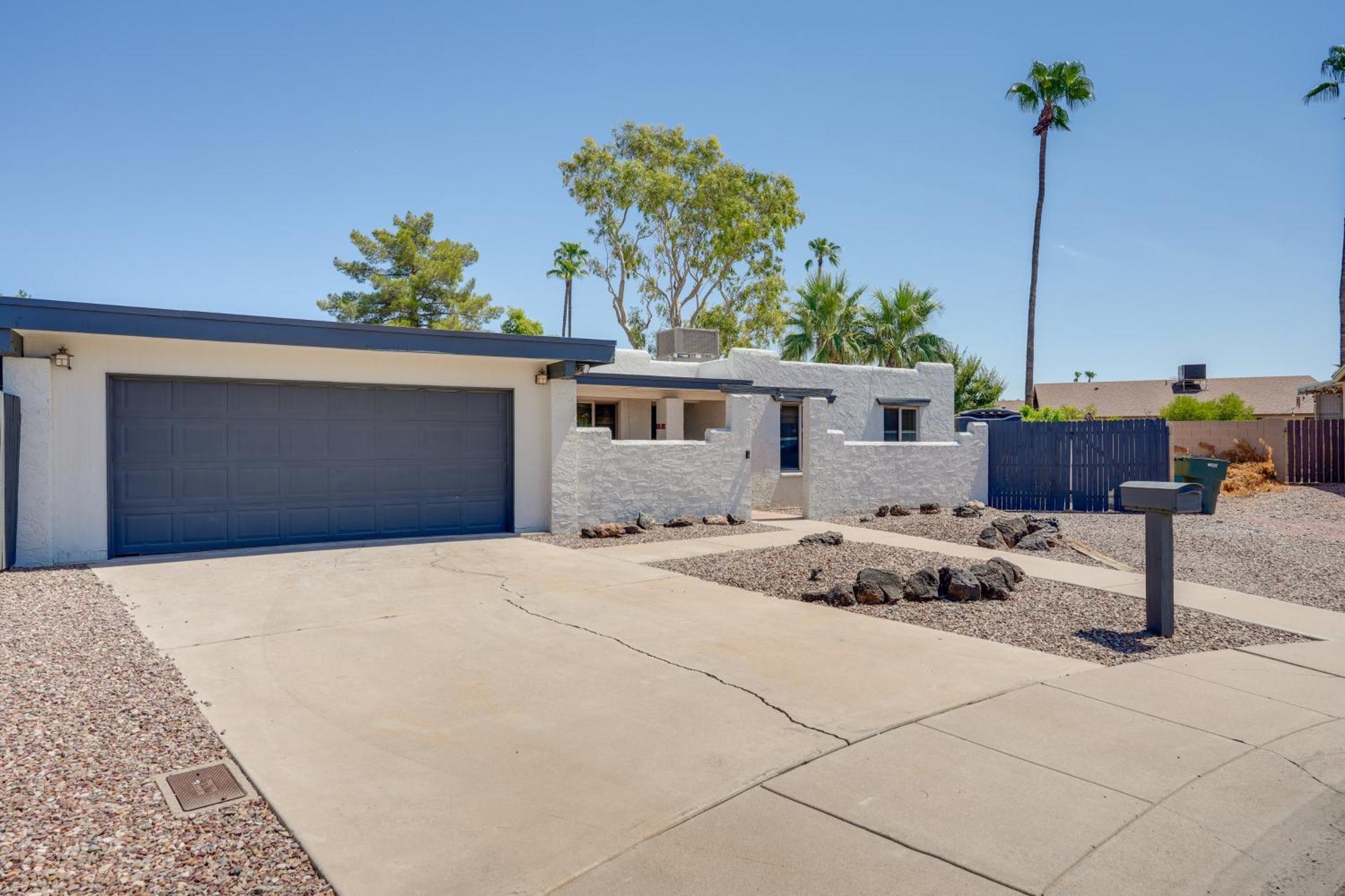 Phoenix Home With Pool About 10 Mi To Camelback Mtn Buitenkant foto